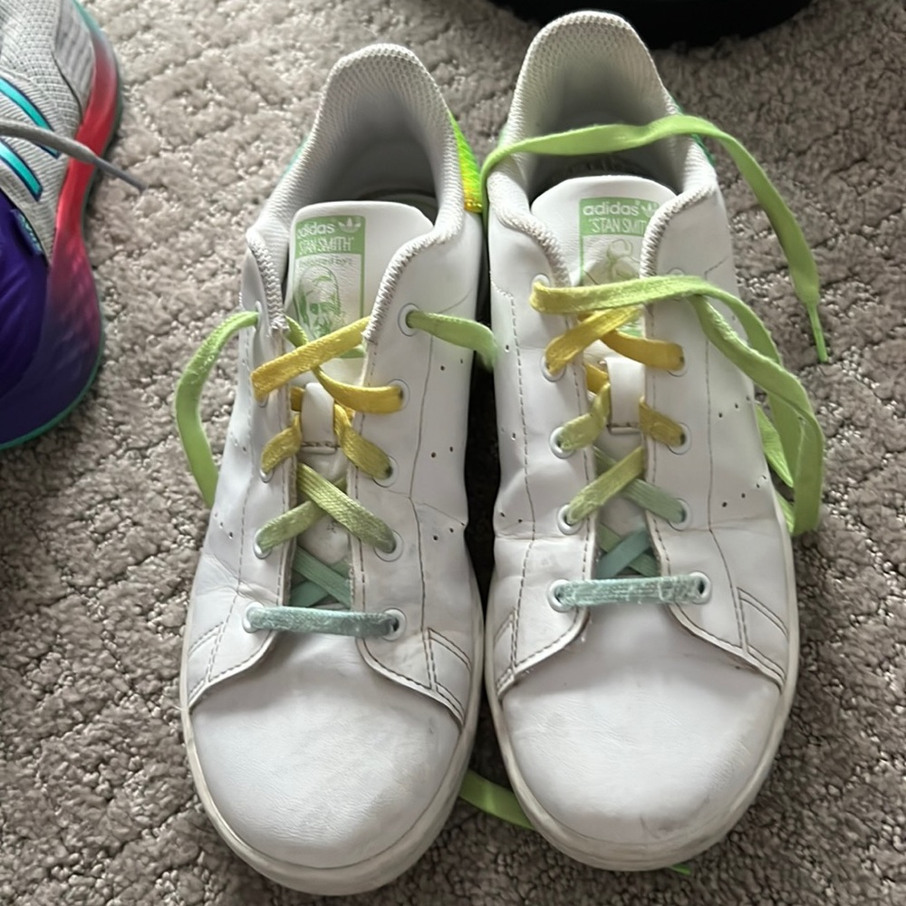 Stan smith Adidas size 3